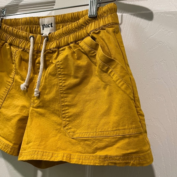 Pact Women's Yellow Twill Shorts (XS) - Picture 3 of 7